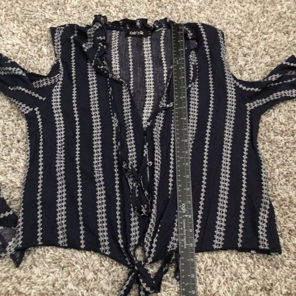 Fab’ Rik long sleeve cold shoulder tie waist blouse top Bell Sleeve Size Large - Picture 2 of 10